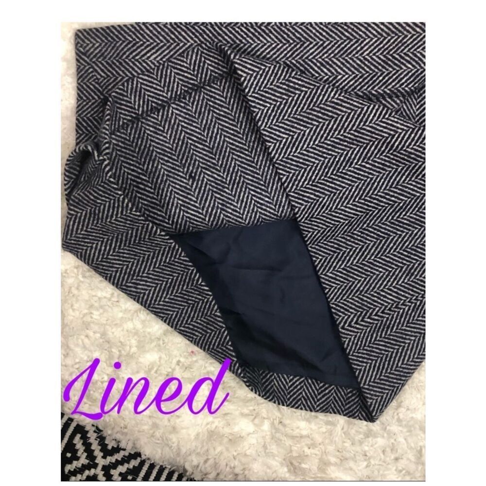 Boden British Tweed by Mallalieus herringbone skirt Size 10 Leather Buckle - Picture 2 of 11